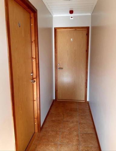 Hostal Tristvere Guesthouse-cafe