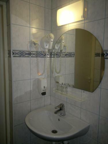 Hostal Guesthouse And Spa Of J�neda Manor