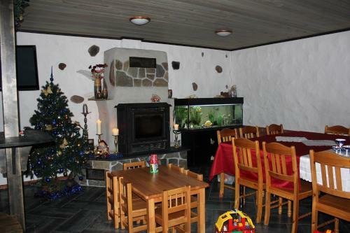 Hostal Krapi Guesthouse