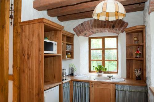 Linnumaja Guesthouse