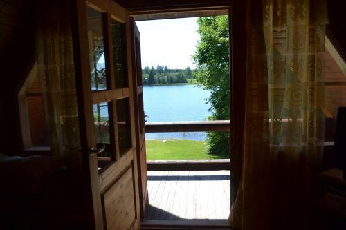 L��dla Holiday House