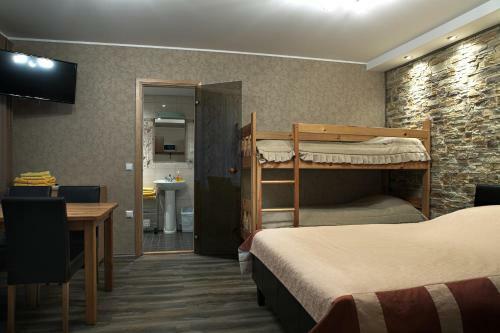 Hostal Seedri Guesthouse