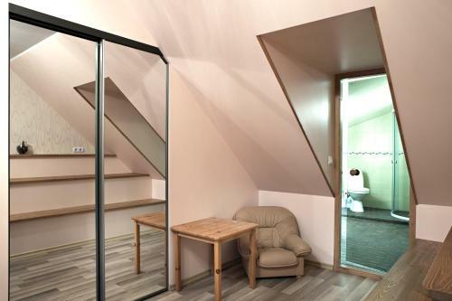 Hostal Seedri Guesthouse