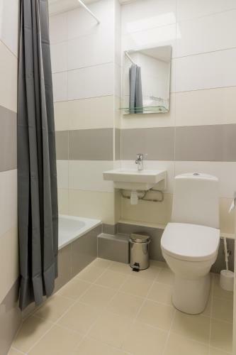 Hostal Tiigi Six Guesthouse