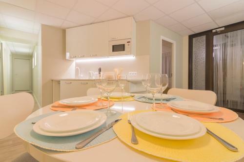 Hostal Tiigi Six Guesthouse