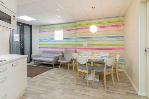 Hostal Tiigi Six Guesthouse