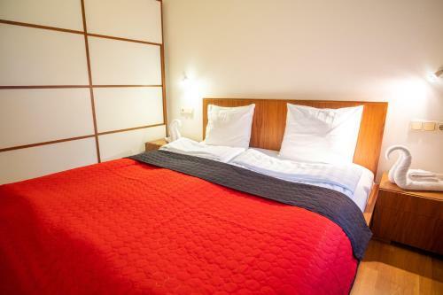 Dream Stay - Town Hall Square Apartments