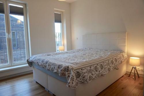 Happy Apartment