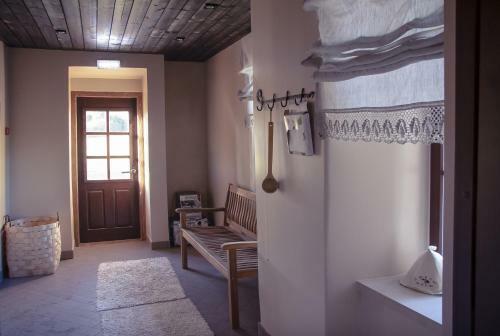 Hostal P��ni Tavern & Guesthouse