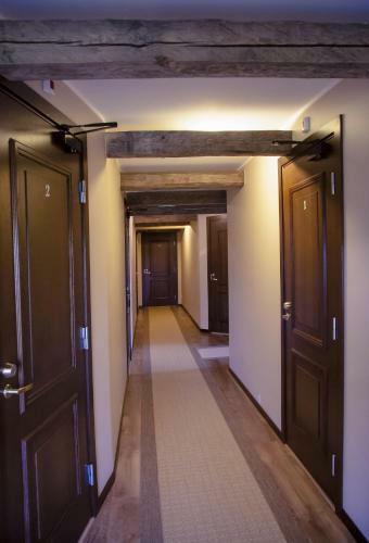 Hostal P��ni Tavern & Guesthouse