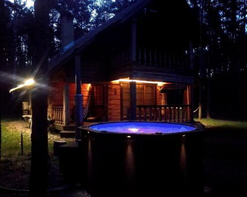 M�ndjala Forest House