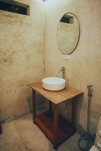 Lampara Siargao Boutique Hostel