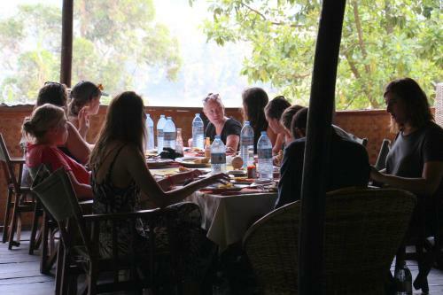 Hotel Supreme Adventure Park Bunyonyi