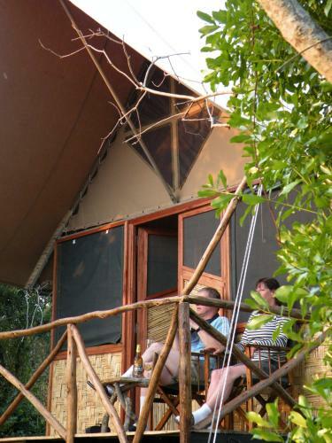 Queen Elizabeth Bush Lodge