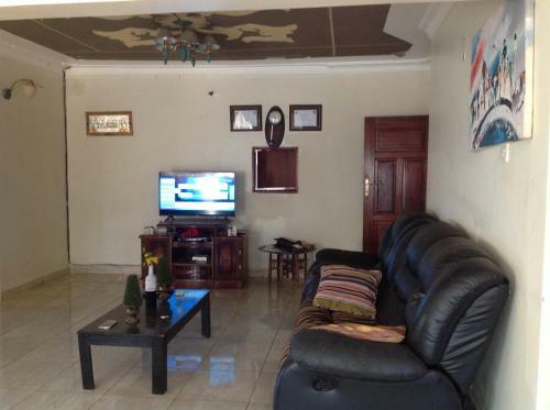 Amari Comfort Homes.