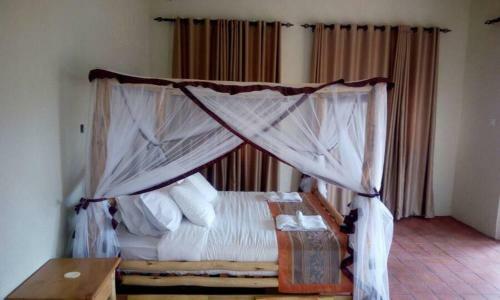 Hotel Summit Safari Lodge Muhanga