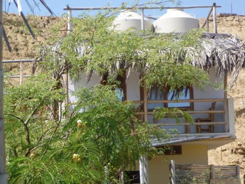 Hostal Oceanic Bungalows