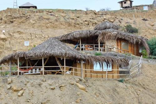 Hostal Oceanic Bungalows