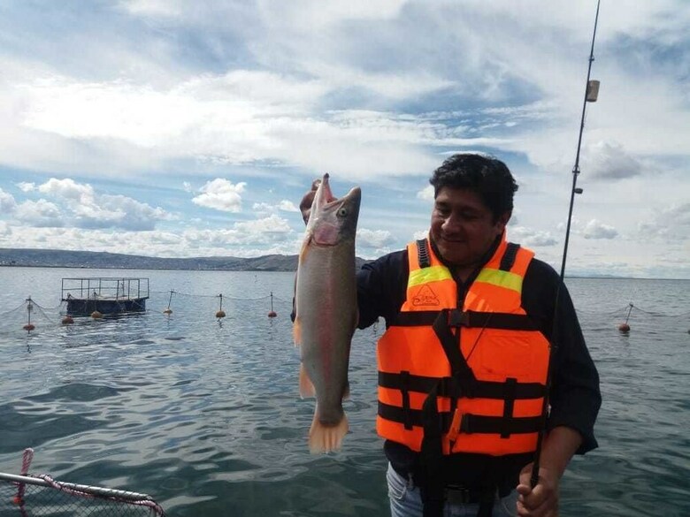 Yacht Lago Titicaca