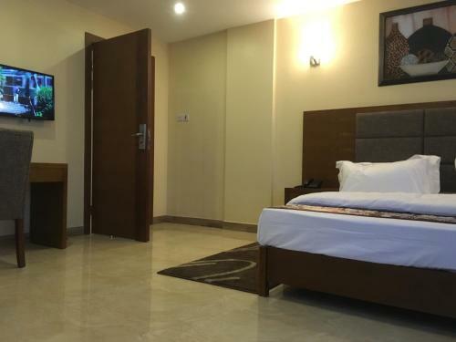 Imperial Hotel & Apartments