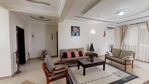 Apartamento Luxury Spacious Apt. 5 Mins To The Beach+free Wifi