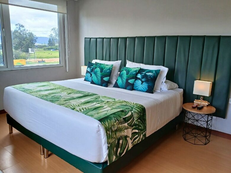 Hotel Factory Inn
