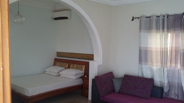Hotel Paradialaw