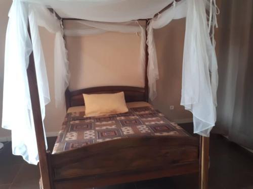 Bed & Breakfast La Paix Diama Rek