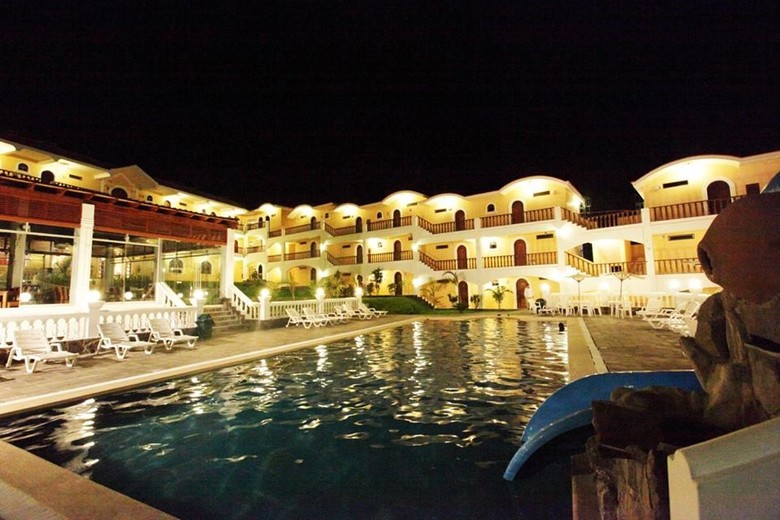 Villa Lunahuana River Resort