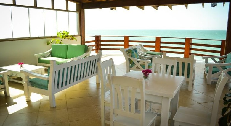 Hostal Bungalows Playa Bonita