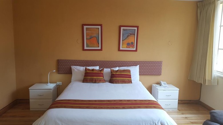 Albergue Hostal Serra Nova