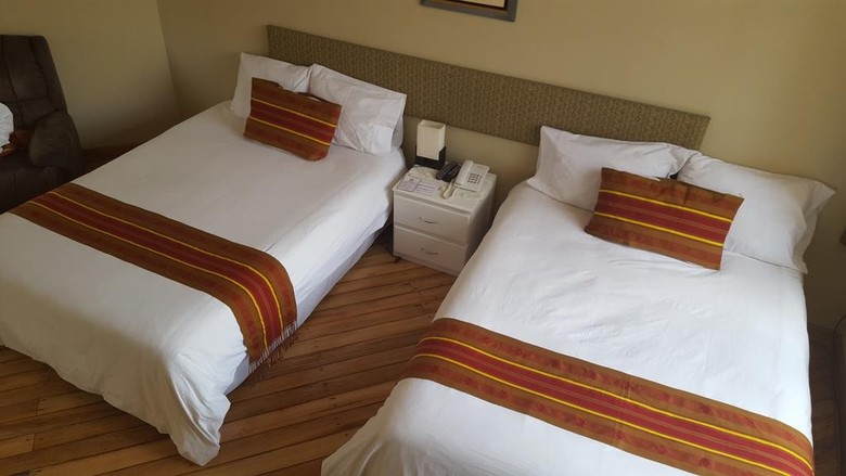 Albergue Hostal Serra Nova
