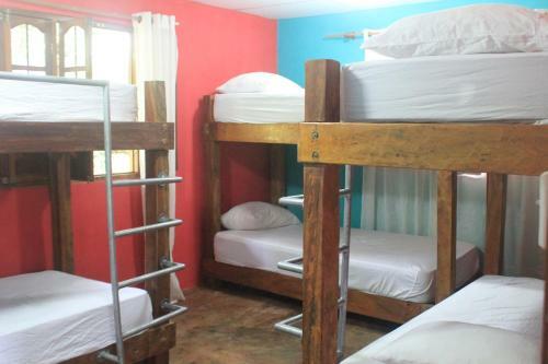 Hostal Pempos 4wheels