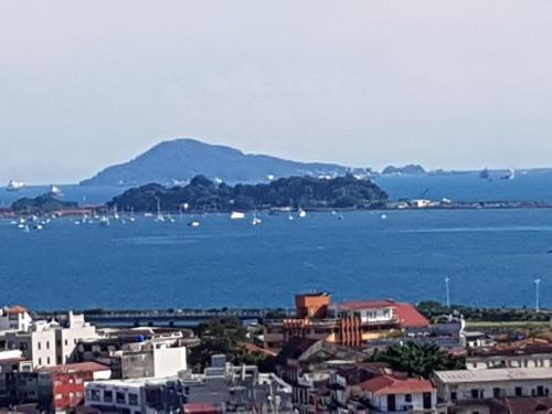 Apartamento Casco Viejo Direct Ocean Front 22-02