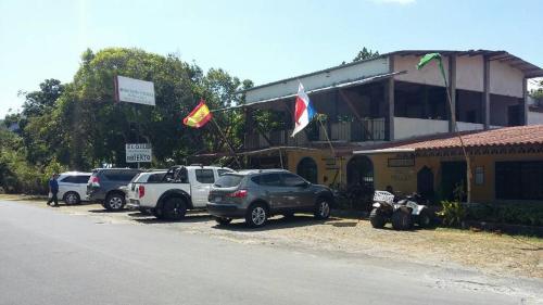 Albergue Restaurante Hostal Don Quijote
