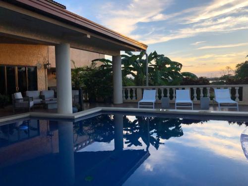 Hotel El Regalo Resort
