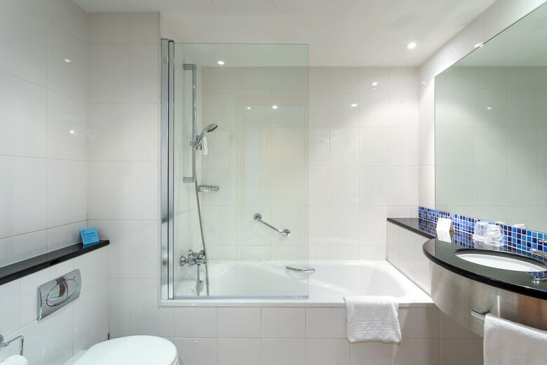 Holiday Inn Express Lisbon - Oeiras, An Ihg Hotel