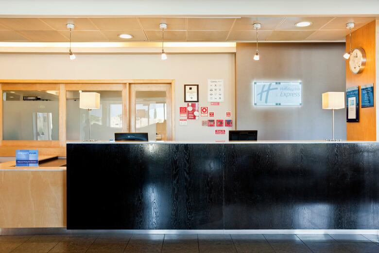 Holiday Inn Express Lisbon - Oeiras, An Ihg Hotel