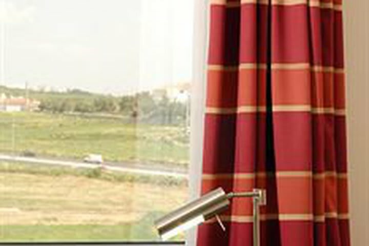 Holiday Inn Express Lisbon - Oeiras, An Ihg Hotel