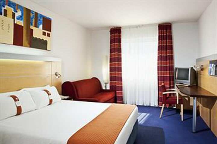 Holiday Inn Express Lisbon - Oeiras, An Ihg Hotel