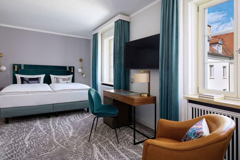Hotel Elephant
