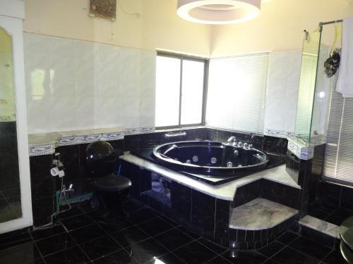 Hostal Apex Inn Guest House