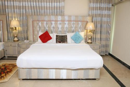 Hostal Apex Inn Guest House