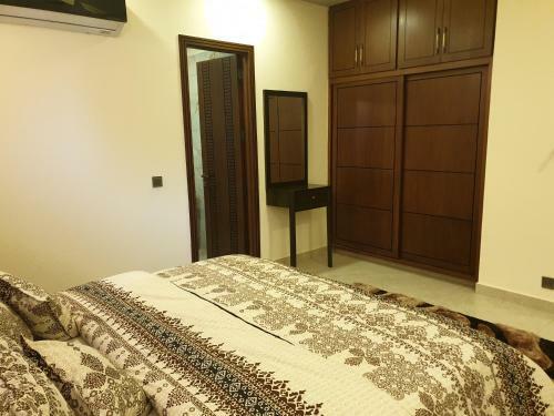 3 Bedrooms Luxury Apartment