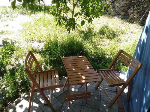 Lodge Grapes Garden
