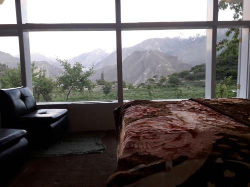 Diamond Hotel & Resort Duiker Hunza