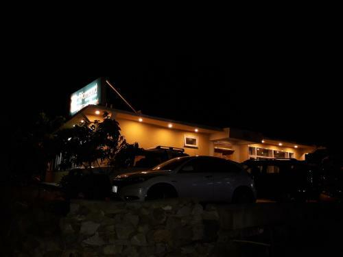 Diamond Hotel & Resort Duiker Hunza