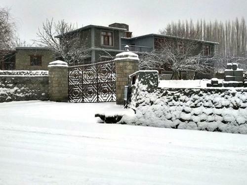 Hotel Gulmit Tourist Inn