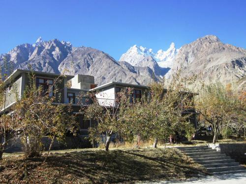 Hotel Gulmit Tourist Inn