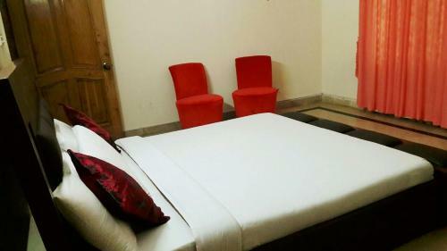 Hostal Royal Cottage Guest House